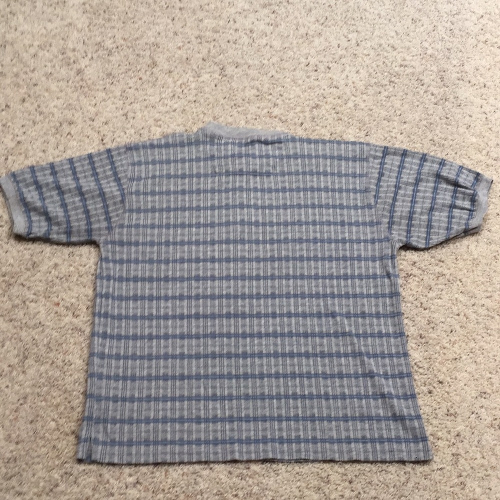 🛑FREE W/$10 purchase🛑 casual short sleeve shirt. - Picture 5 of 6